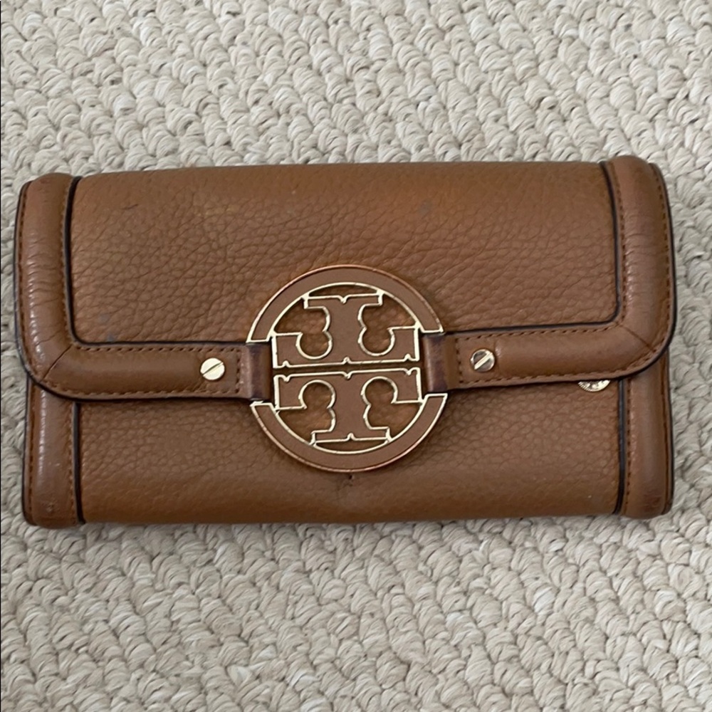 Tori Burch Amanda wallet